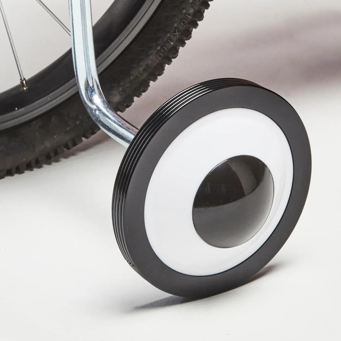 16" Kids' Bike Training Wheels