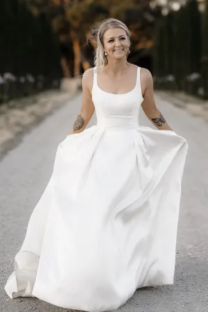 A-line Satin Square Neck Wedding Dresses 2023 New Style