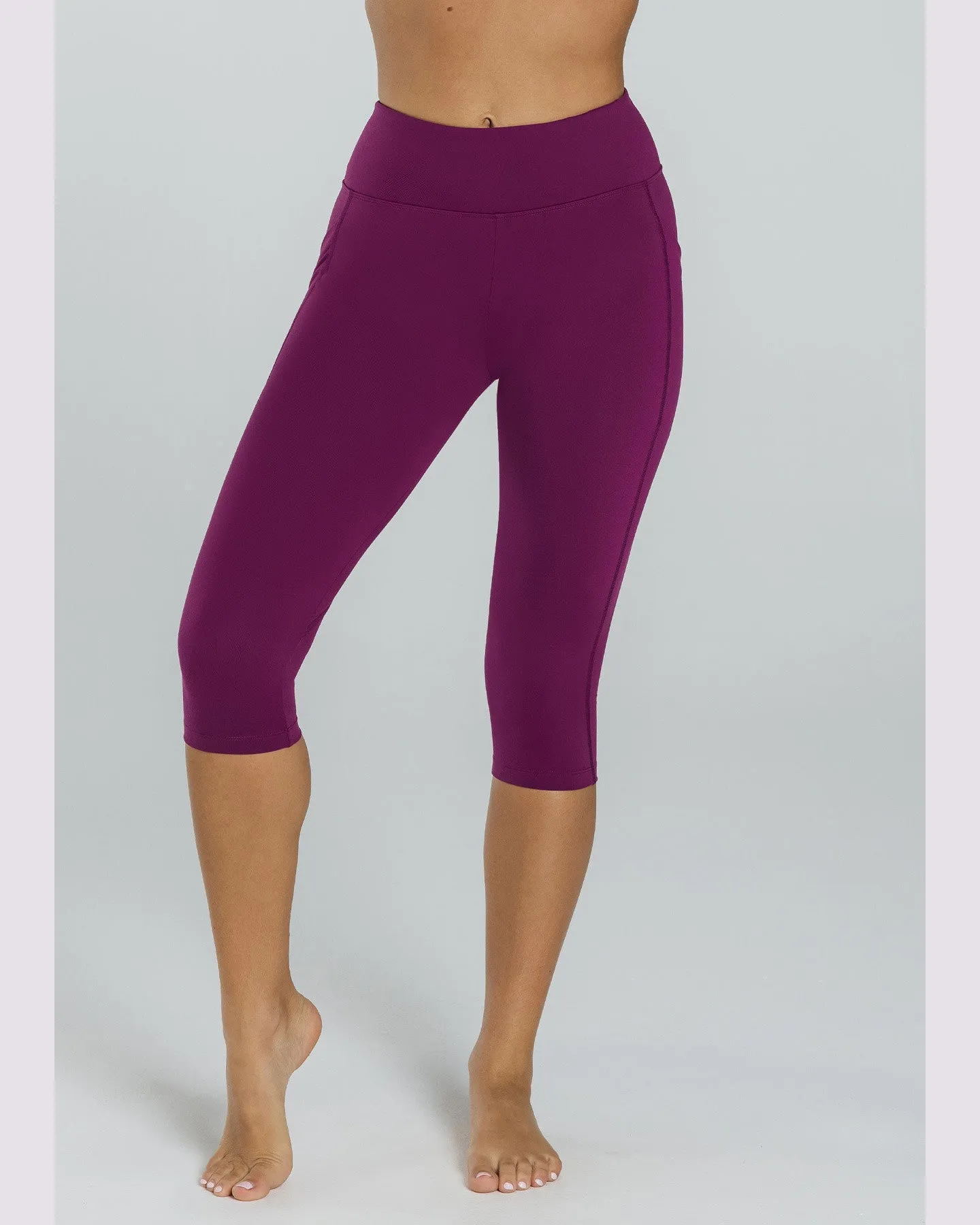 Abi and Joseph Bella Dual Pocket 3/4 Legging - Grape