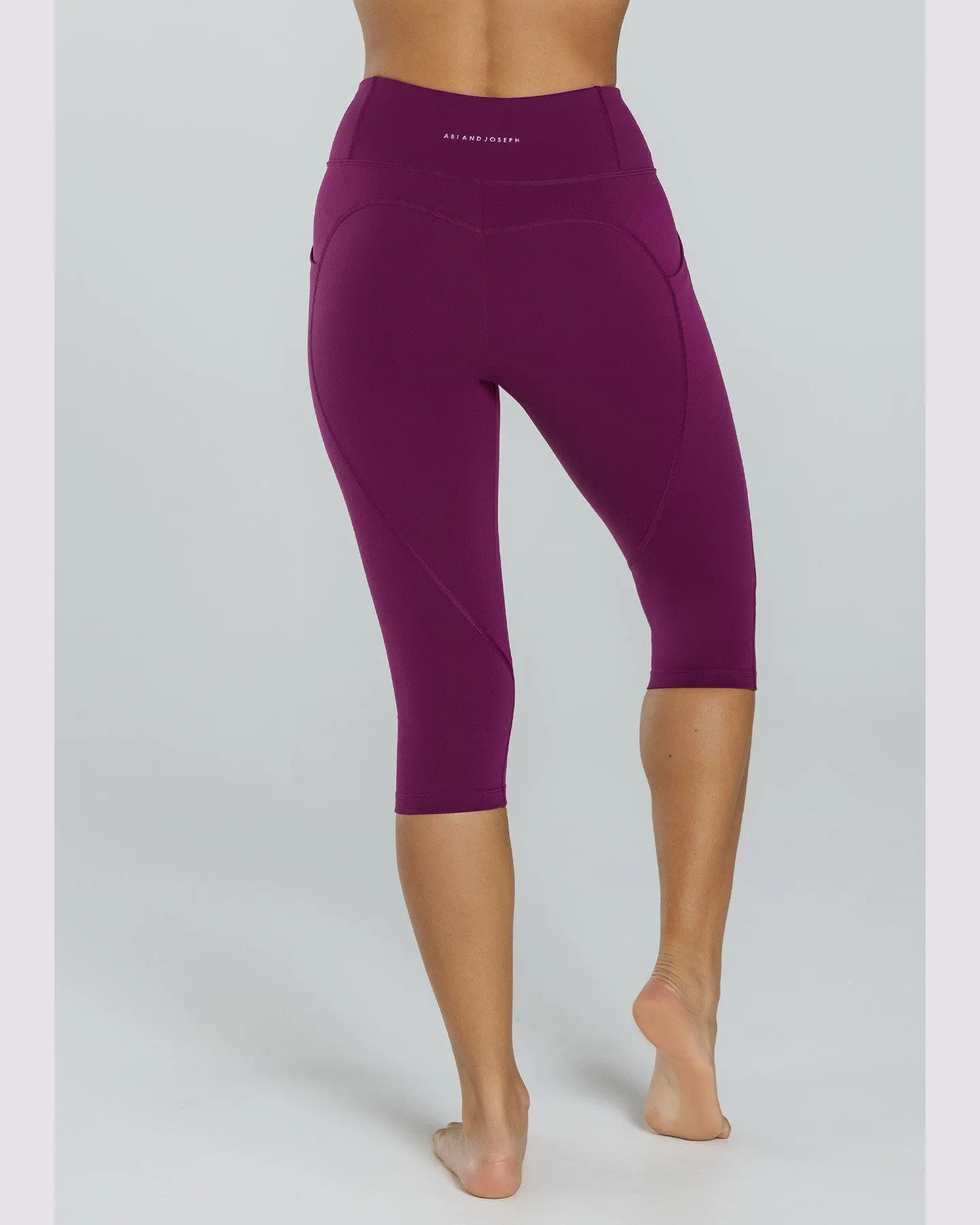 Abi and Joseph Bella Dual Pocket 3/4 Legging - Grape