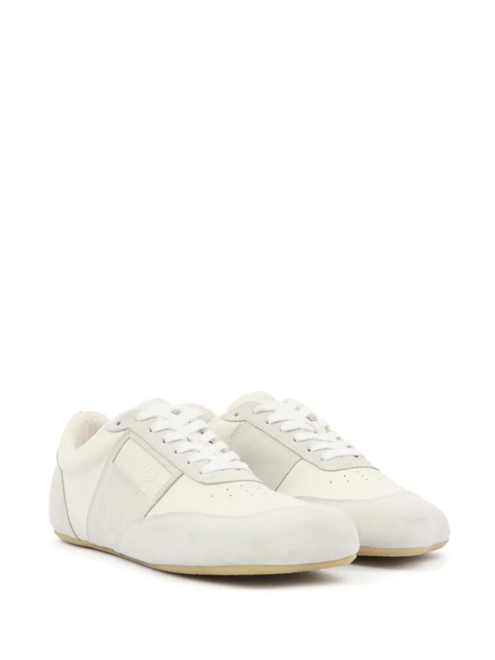 Anatomic leather sneakers