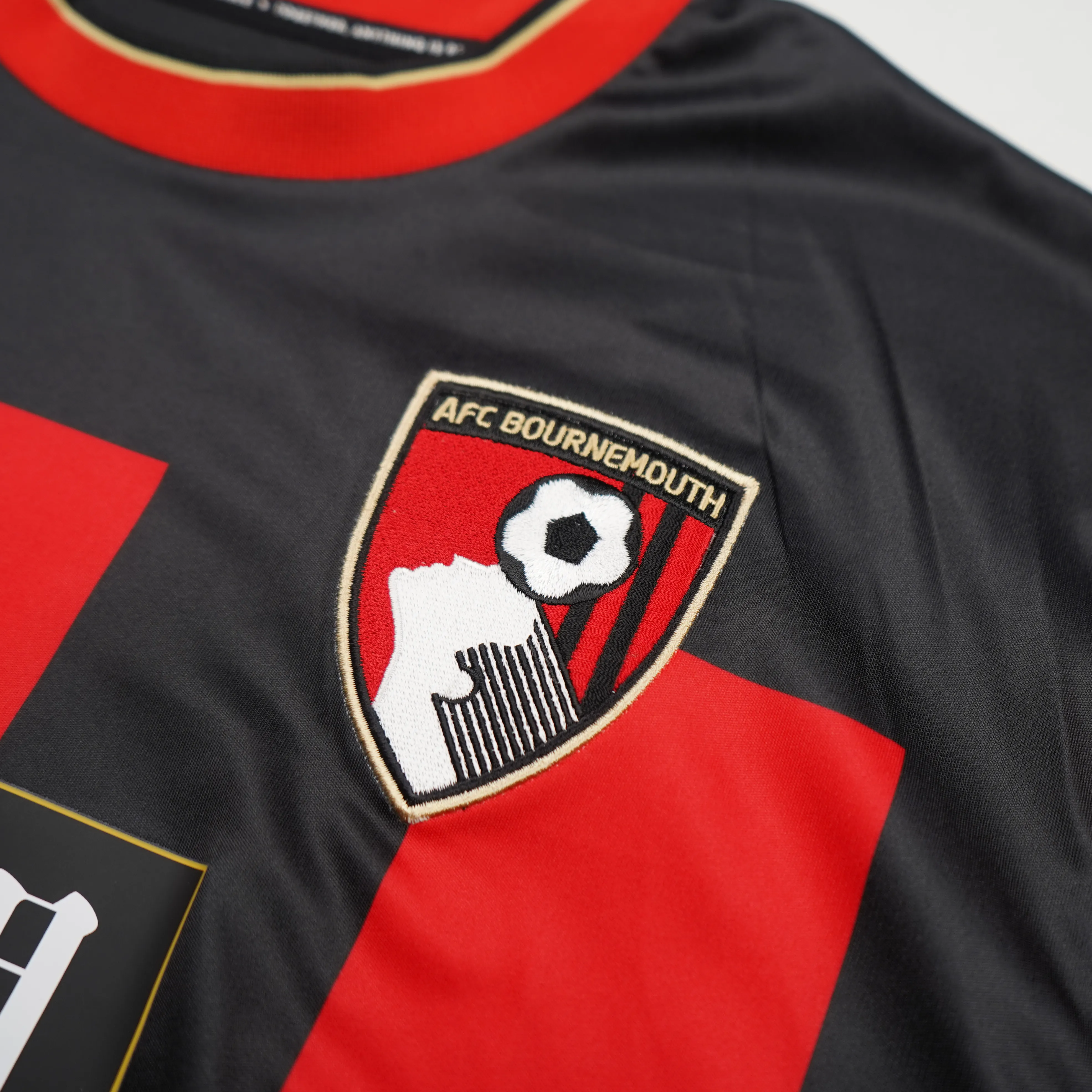BOURNEMOUTH 2015-16 HOME SHIRT - WILSON 13 - XL