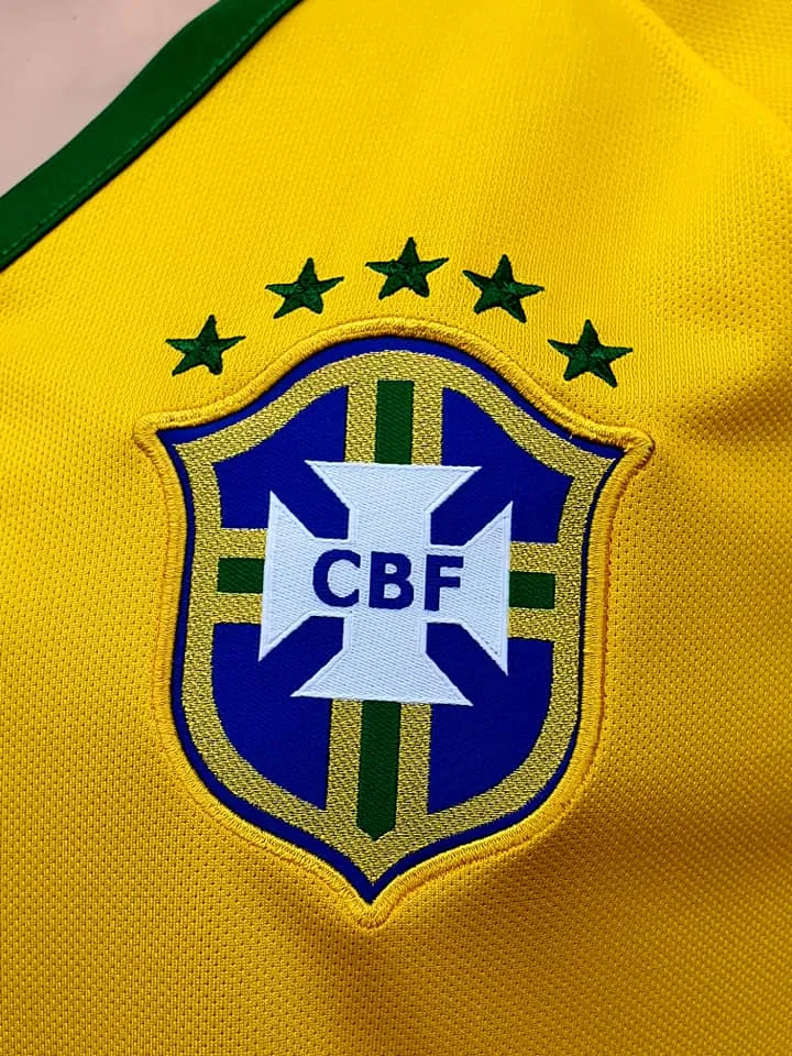 BRAZIL 2014 FIFA WORLD CUP 4TH PLACE HOME JERSEY NIKE SHIRT CAMISA MEDIUM # 575280-703 SOLD !!