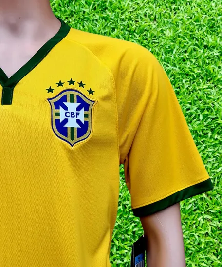BRAZIL 2014 FIFA WORLD CUP 4TH PLACE HOME JERSEY NIKE SHIRT CAMISA MEDIUM # 575280-703 SOLD !!