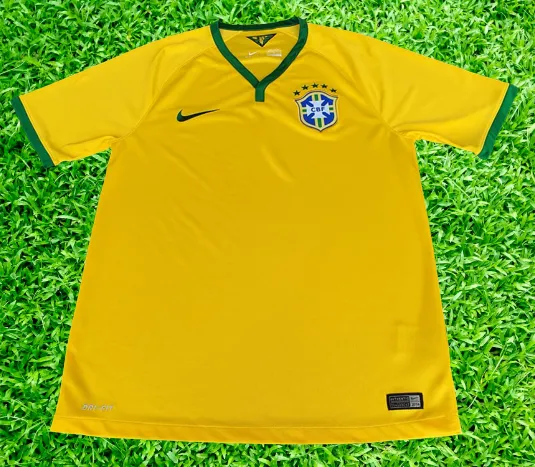 BRAZIL 2014 FIFA WORLD CUP 4TH PLACE HOME JERSEY NIKE SHIRT CAMISA MEDIUM # 575280-703 SOLD !!