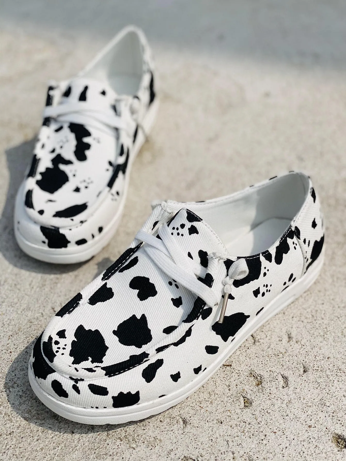 Cow Pattern Lace-up Front Sneakers -  Black and White- FD ⚡