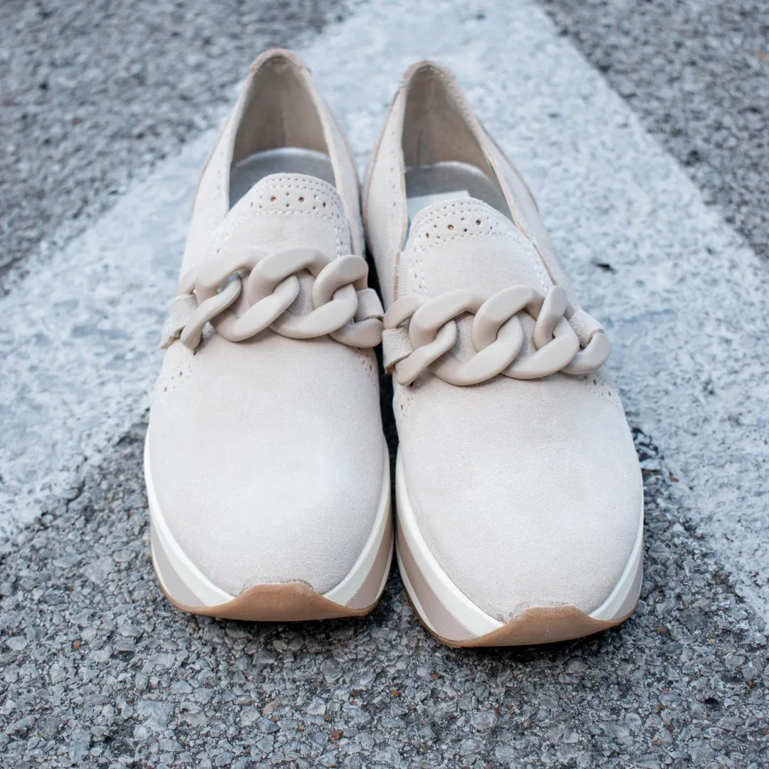 Dolce Vita: Jhenee in Dune
