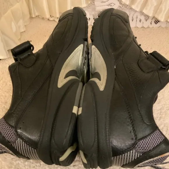 DR.COMFORT CHAMPION MENS LEATHER SNEAKERS