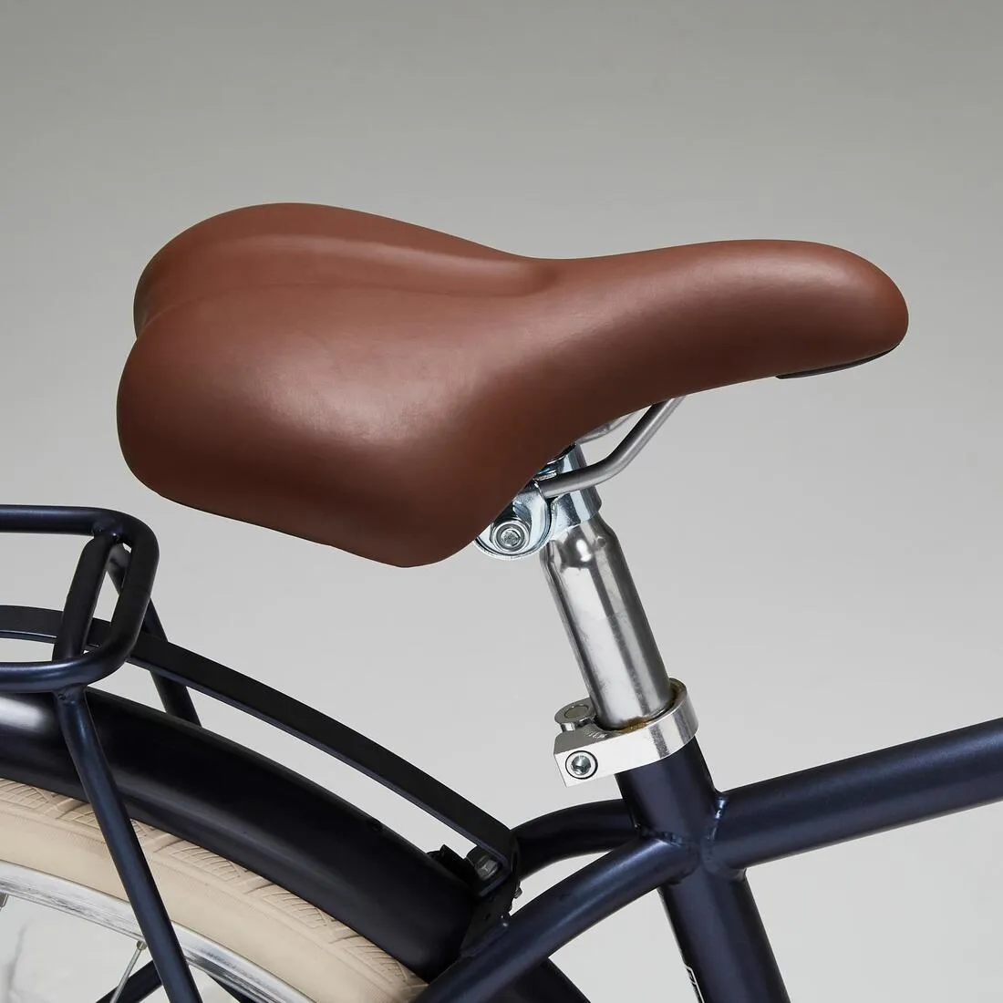 Elops 520 Step-Over Town Bike