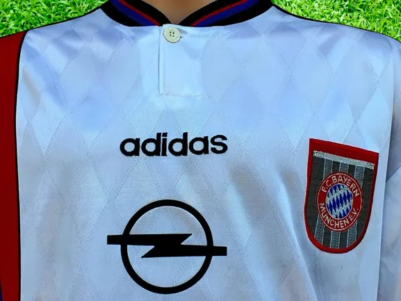 GERMAN BUNDESLIGA BAYERN MUNICH 1995-96 UEFA CUP CHAMPION TOP GOAL SCORER Jürgen KLINSMANN AWAY ADIDAS JERSEY SHIRT TRIKOT XL  SOLD !!!