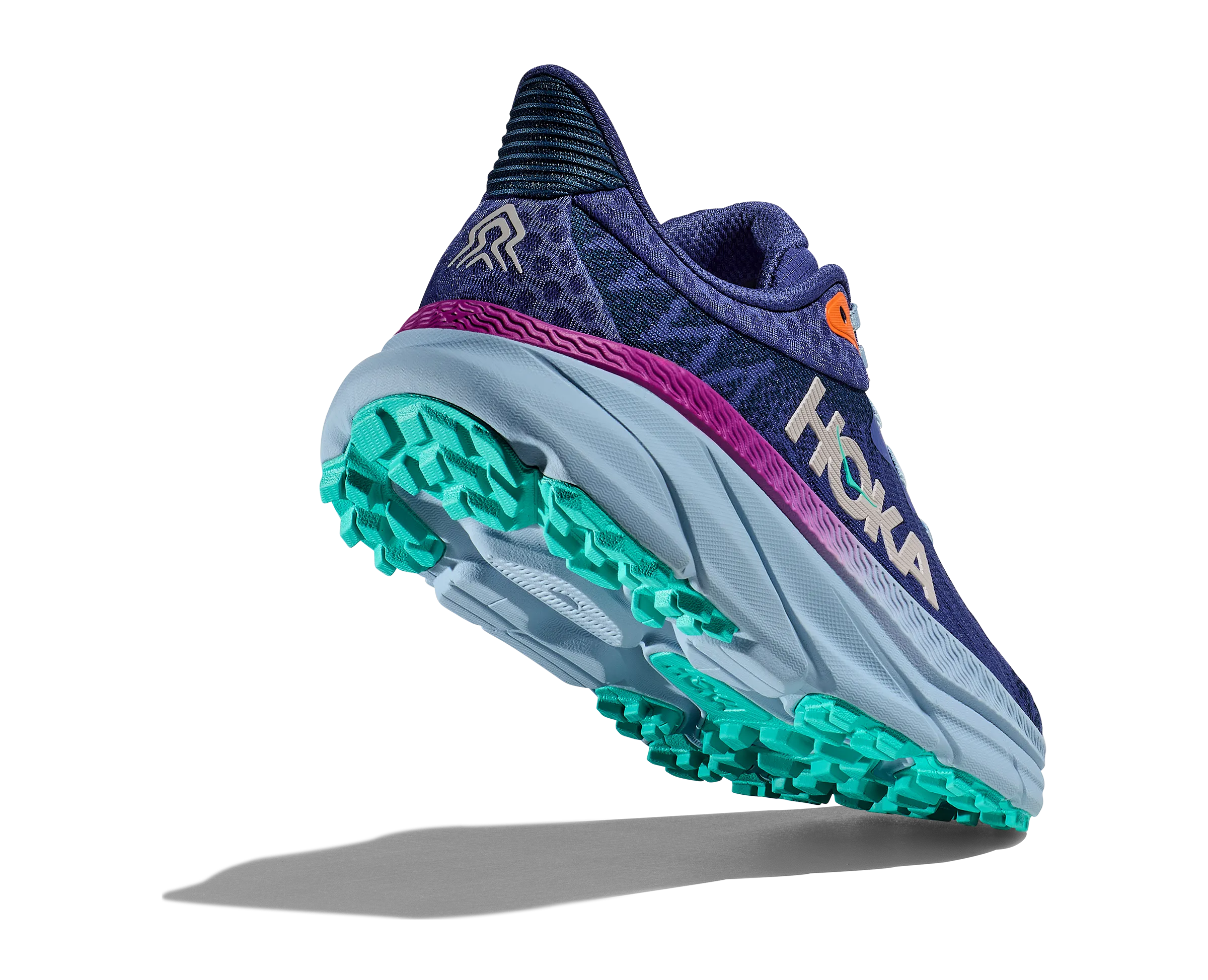 Hoka Challenger 7