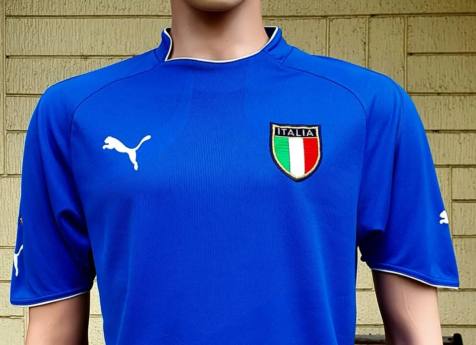 ITALY 2004 EURO QUALIFICATION CUP AUTHENTIC PUMA SHIRT MAGLIA CAMISETA KIDS or LADIES
