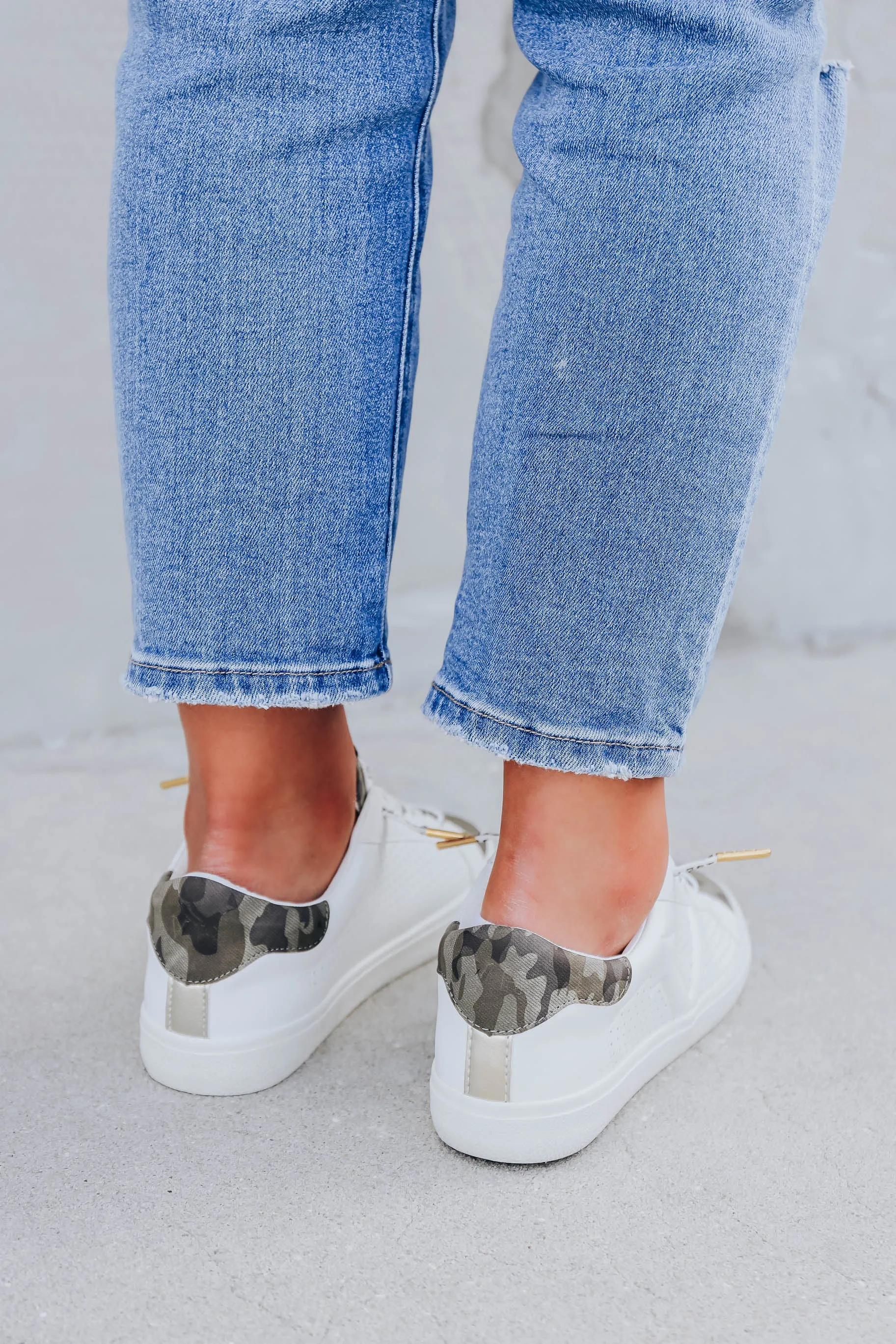 Kiki by Vintage Havana - White/Camo