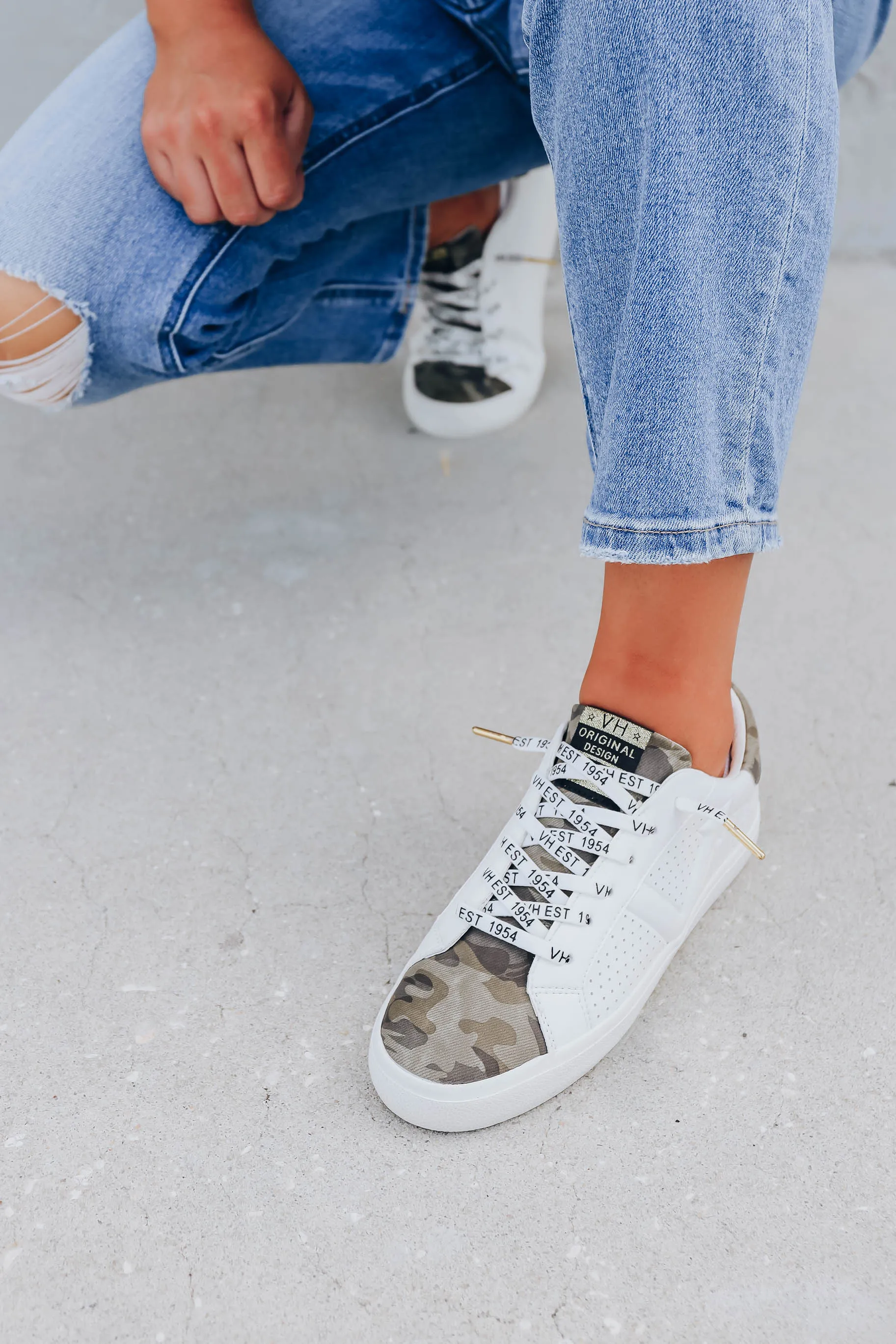 Kiki by Vintage Havana - White/Camo