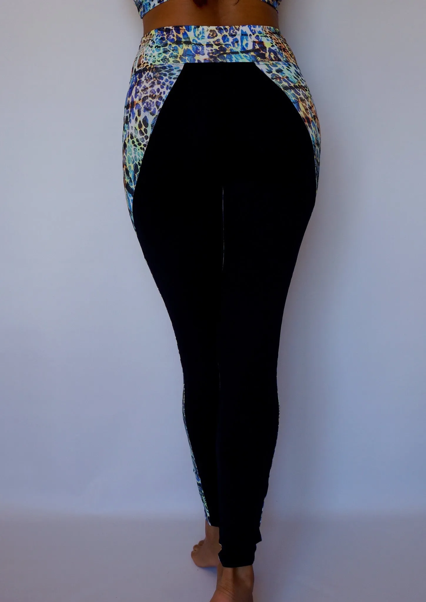Leona Leggings with Cuts