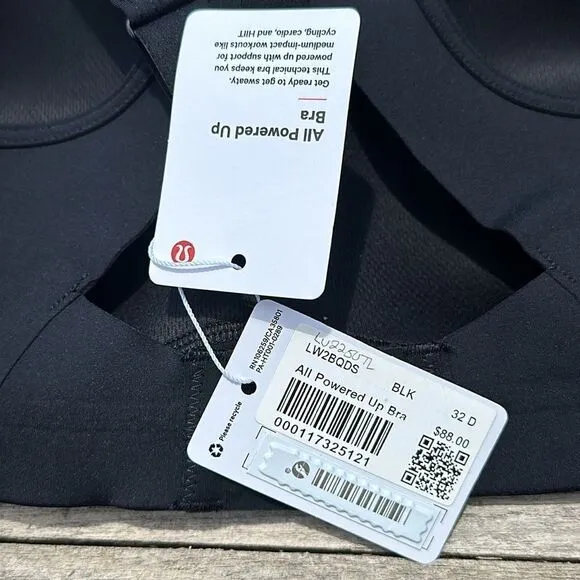 Lululemon‎ All Powered Up Bra 32D Medium Support sports bra black NWT