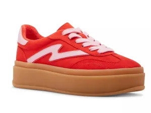 Madden Girl: Mightty in Coral Multi