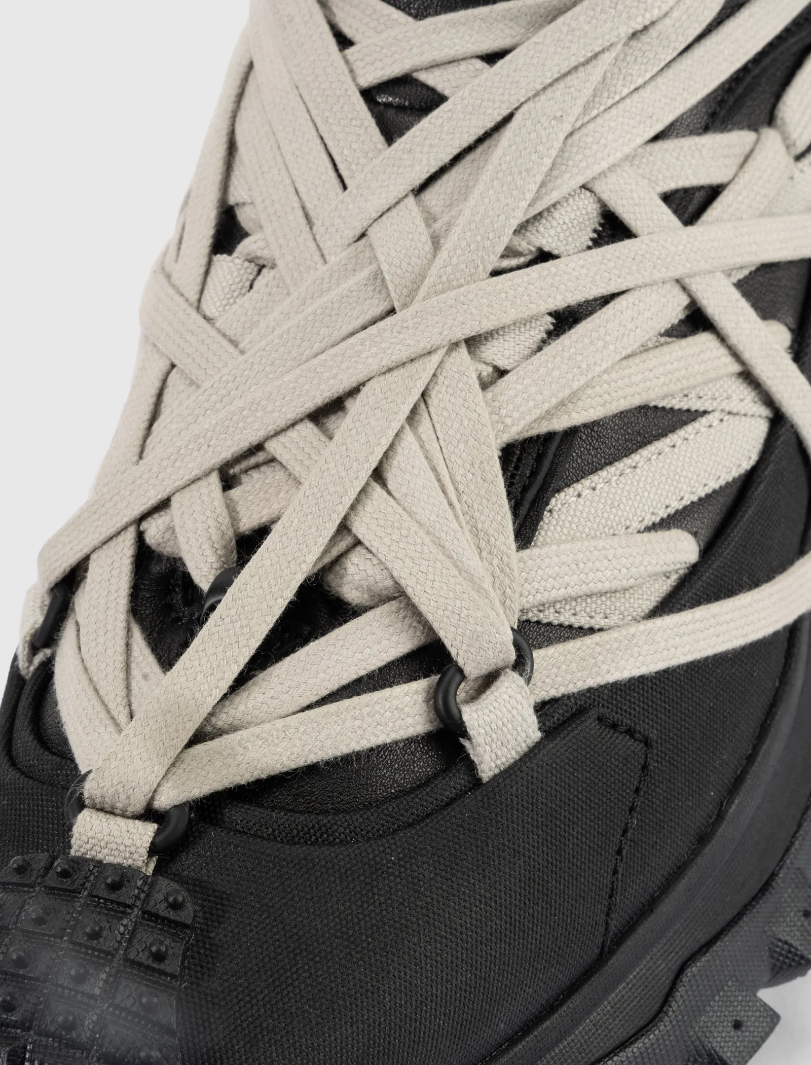 MONCLER X MEGALACE TRAILGRIP "BLACK"