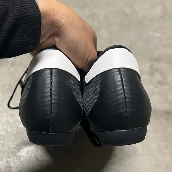 NEW Adidas Unisex-Adult The Road Shoe Cycling