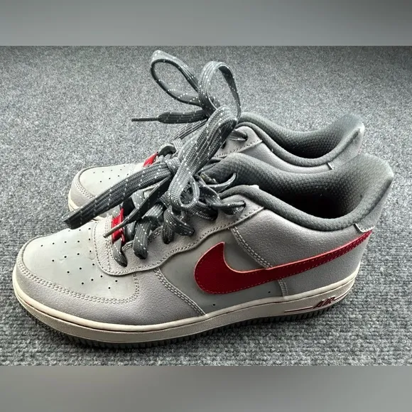 Nike Air Force 1 Gray and Red Leather Sneakers Size 7Y (8.5/9 Womens)