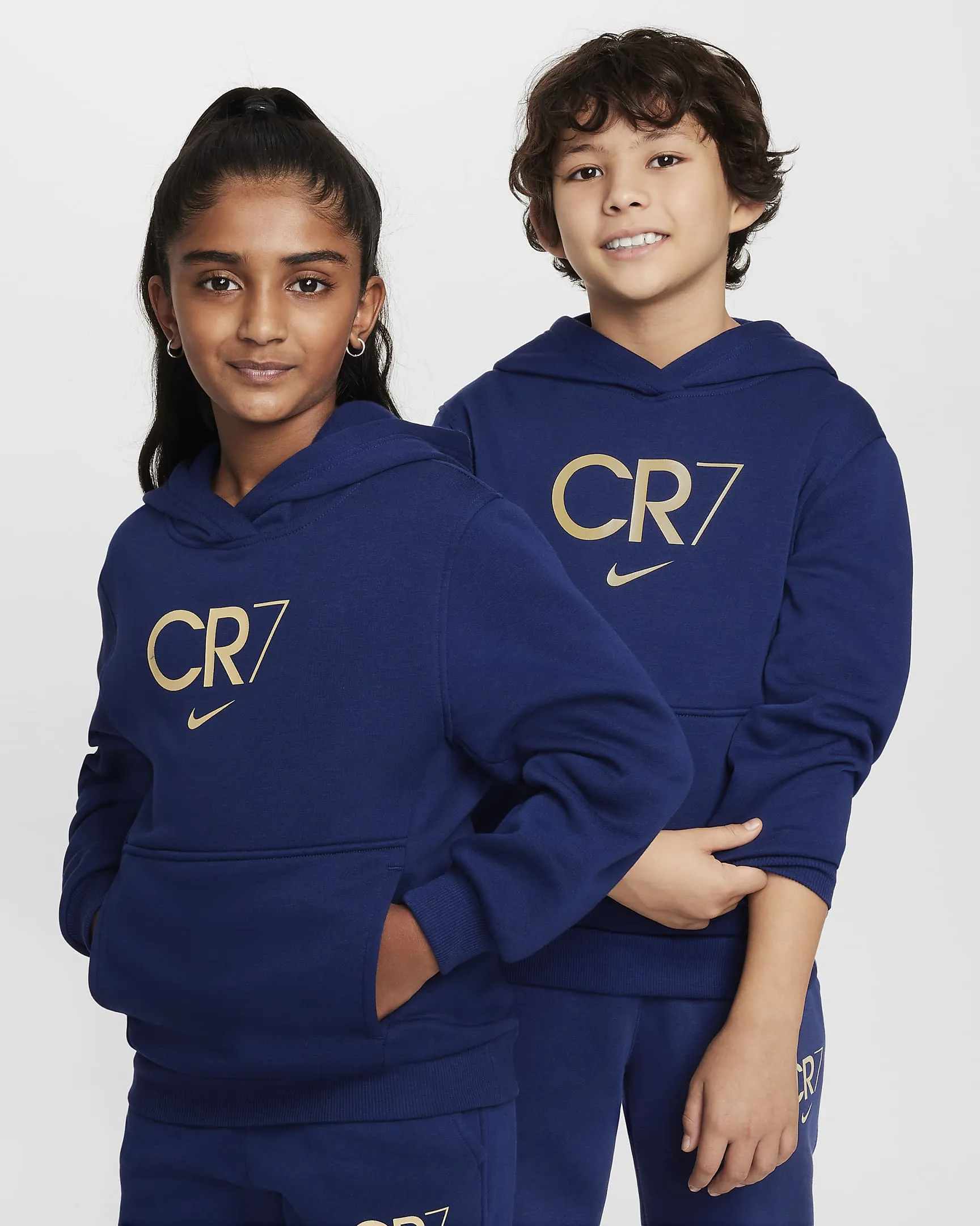 Nike CR7 Club Fleece Older Kids' Football Hoodie