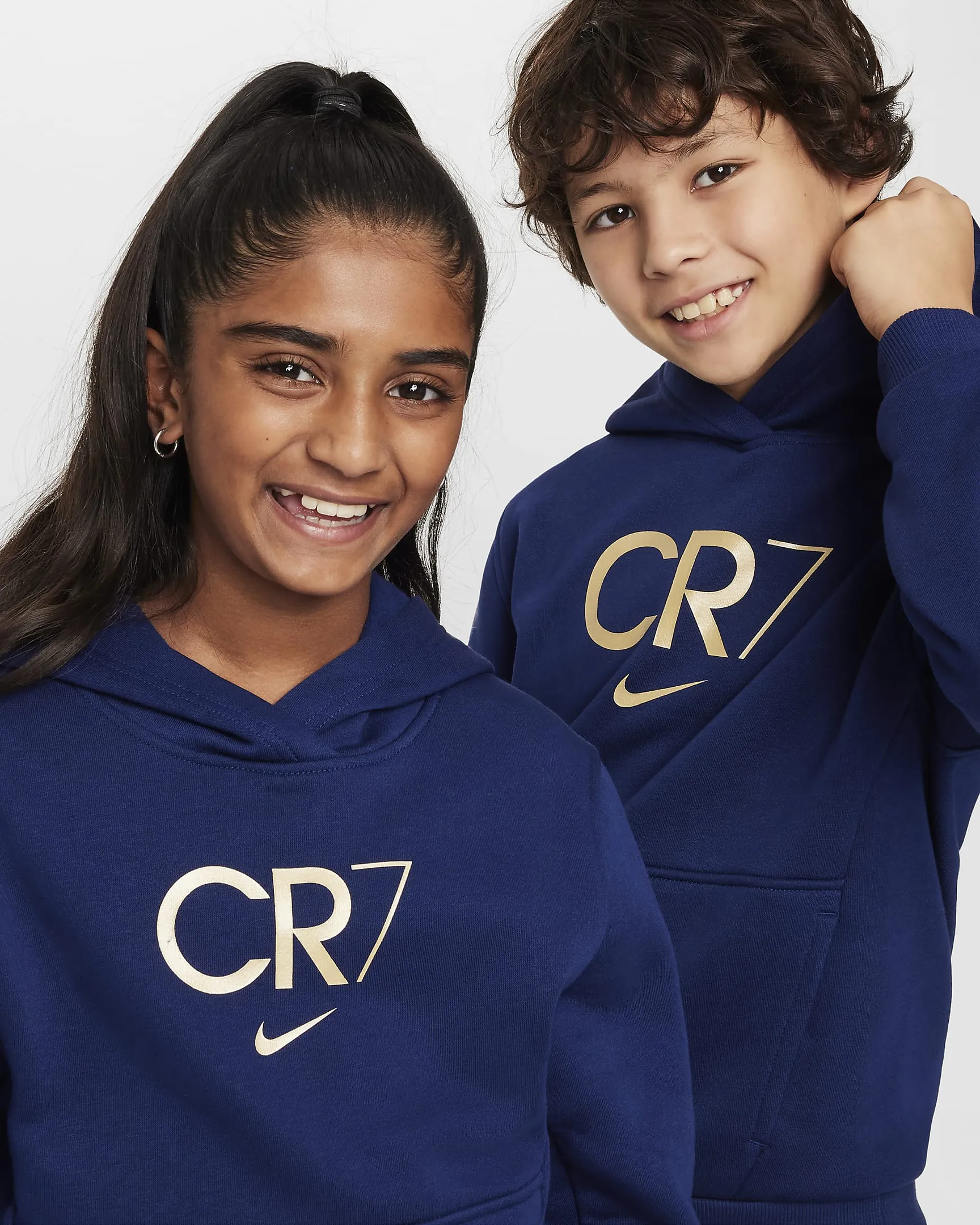 Nike CR7 Club Fleece Older Kids' Football Hoodie