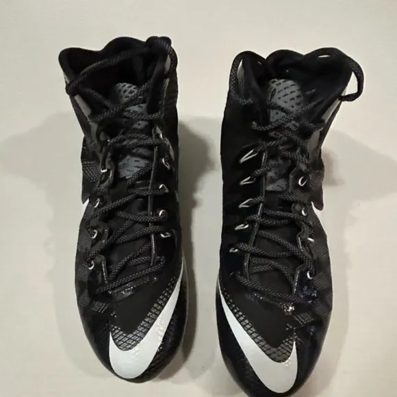 Nike Flyweave Calvin Johnson‎  cleats in size 11.