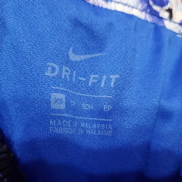 NWT Nike Tempo Women's Athletic Running Shorts XS