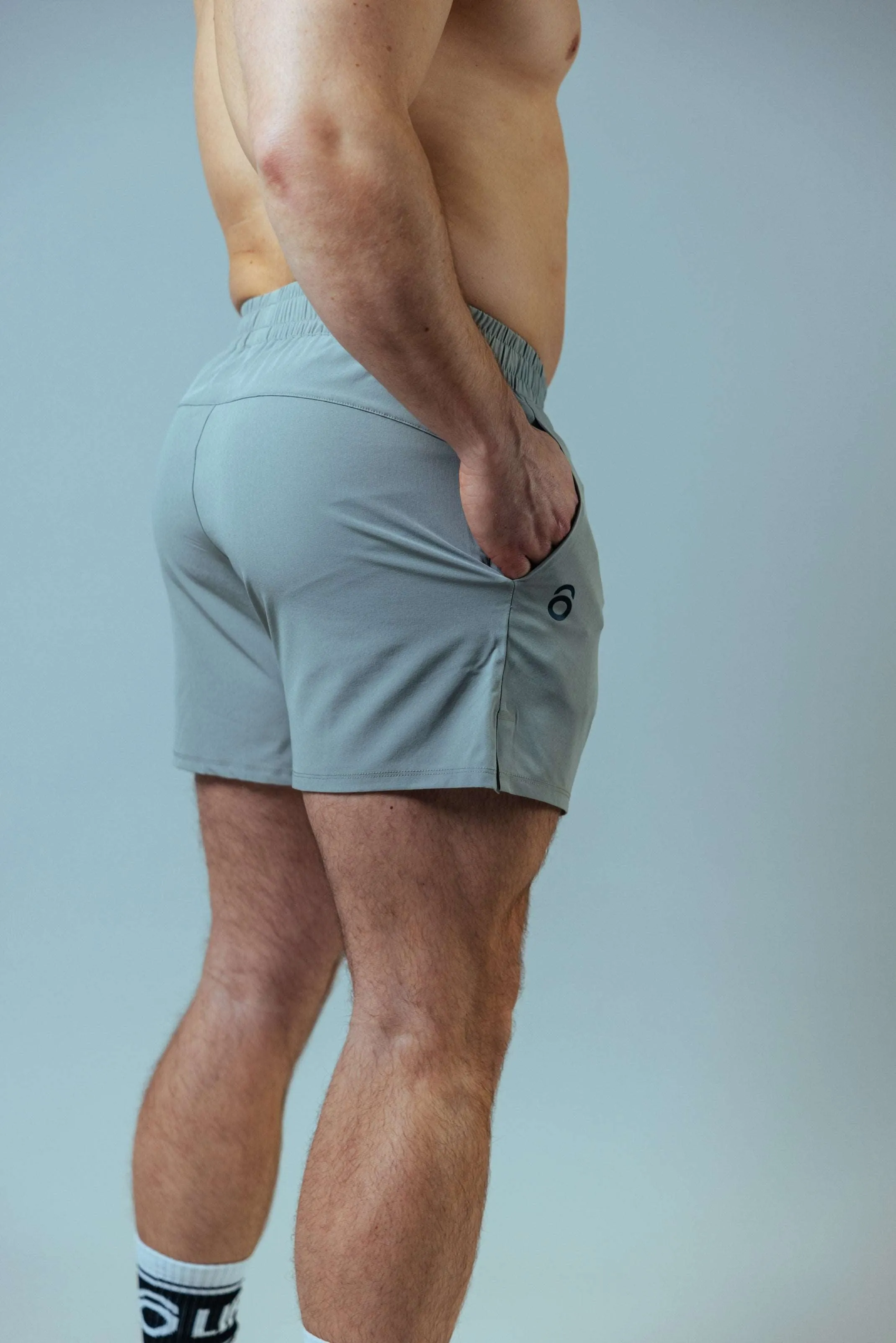 Raw Gym Shorts - Short Cut | Grau