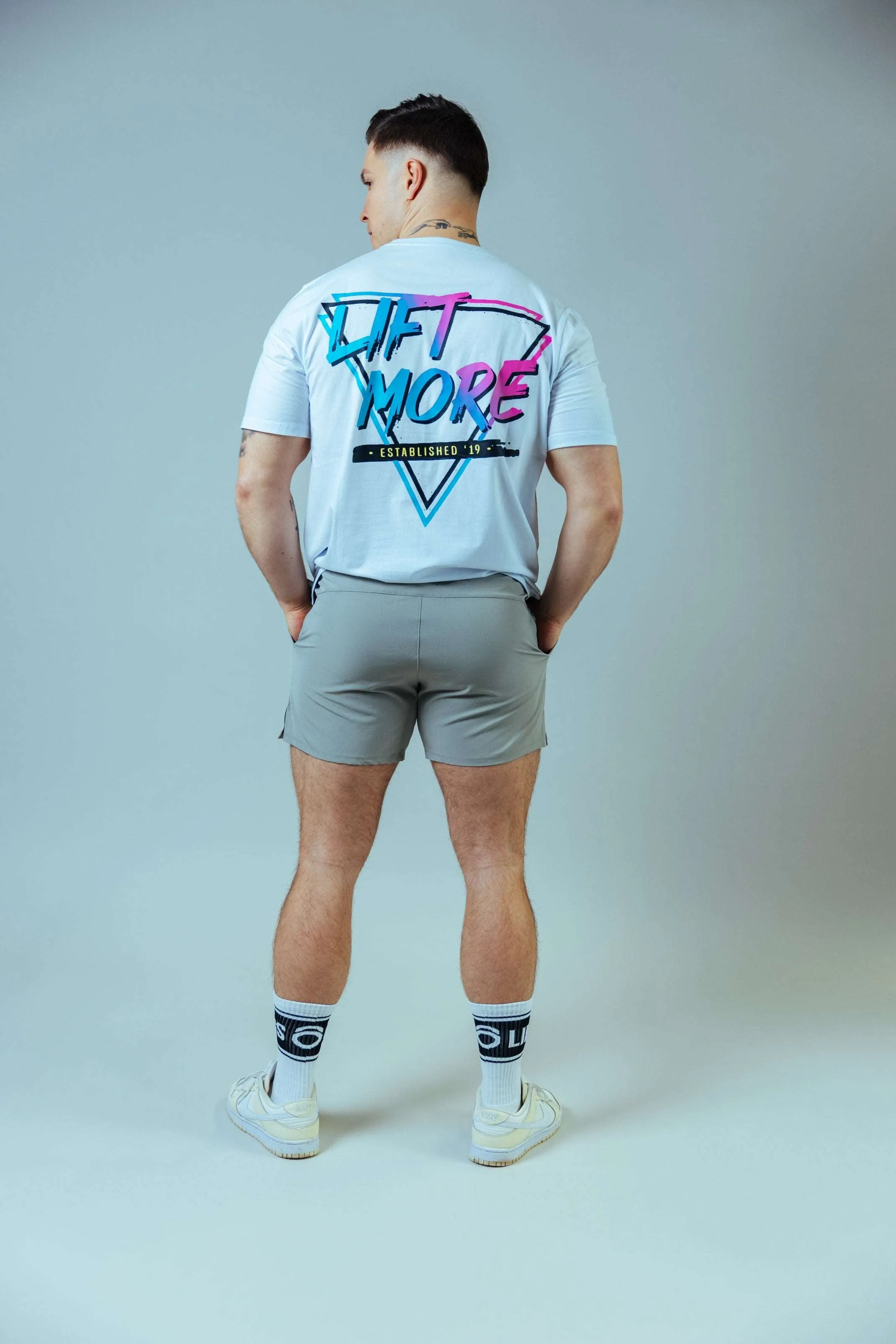 Raw Gym Shorts - Short Cut | Grau