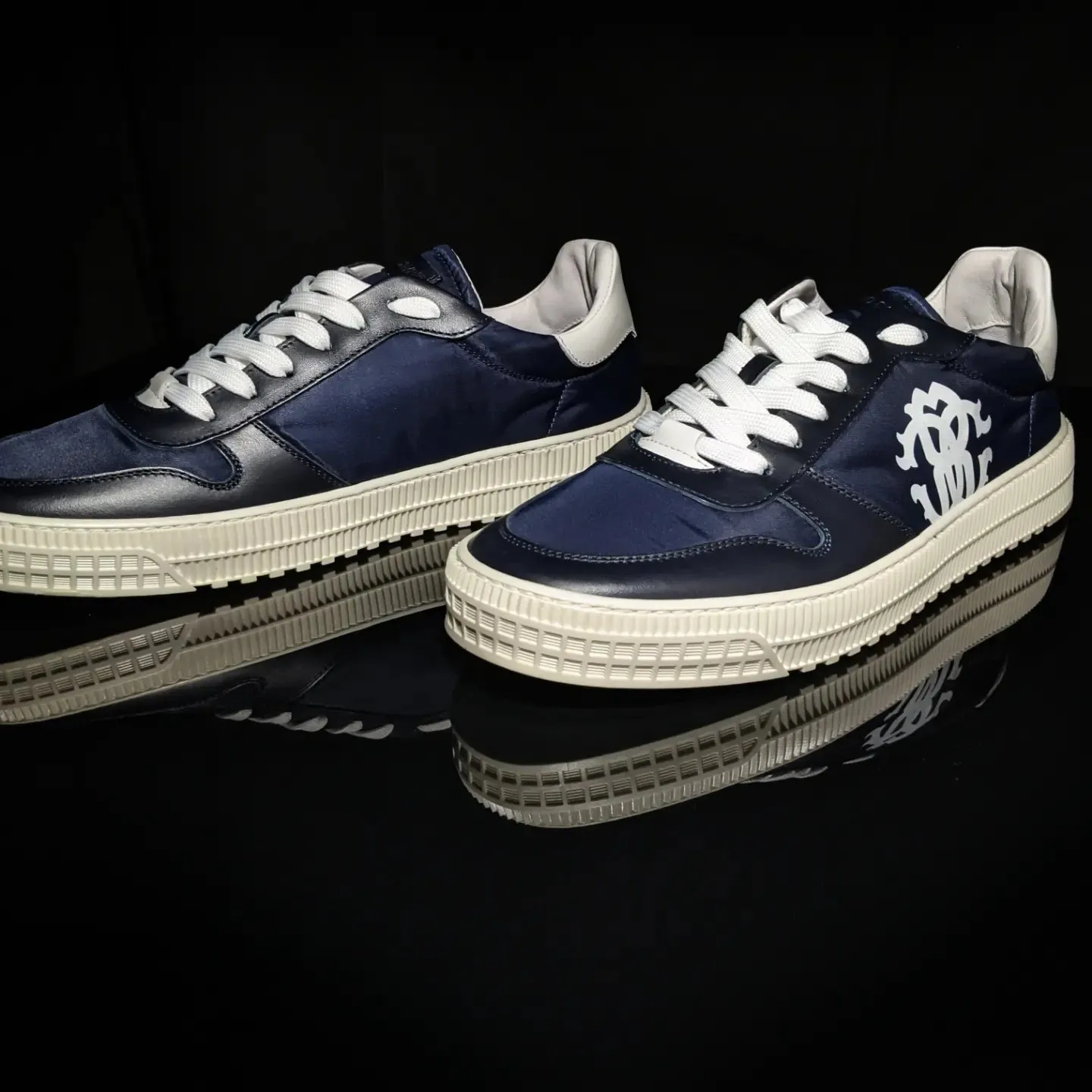 Roberto Cavalli Logo Navy Leather Sneakers