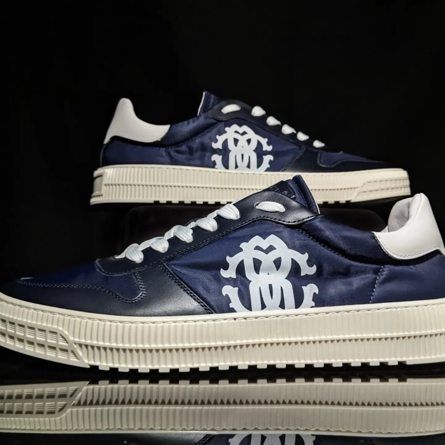 Roberto Cavalli Logo Navy Leather Sneakers