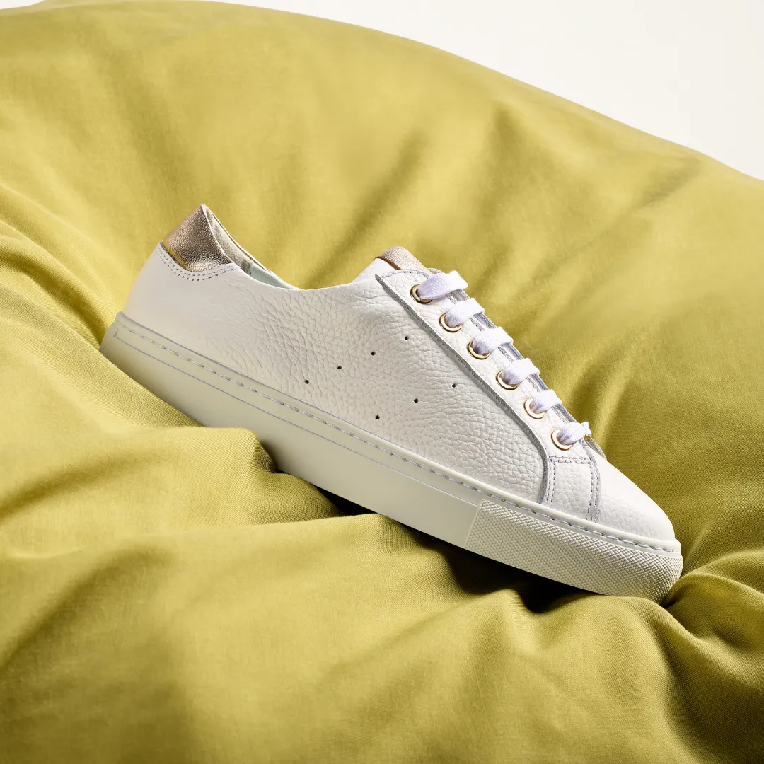 Saturn - White Leather
