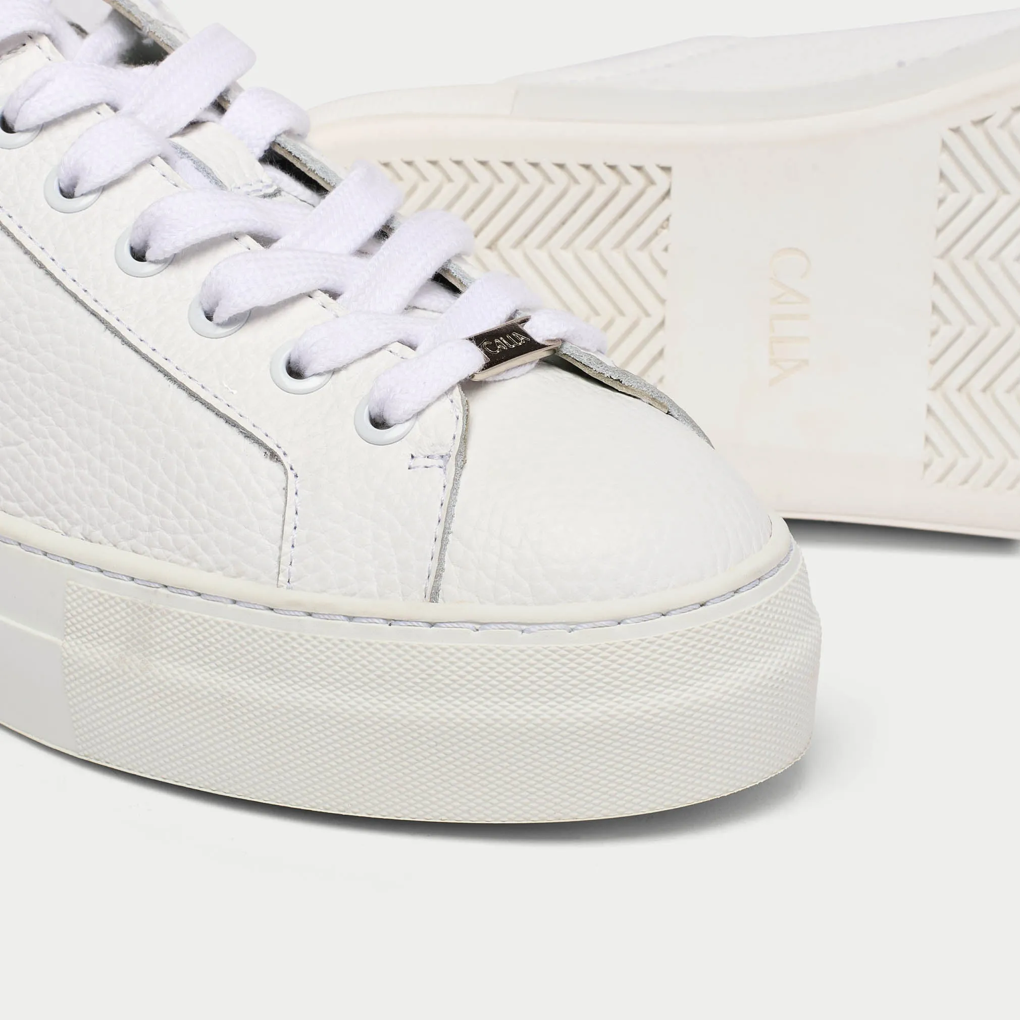 Saturn - White Leather