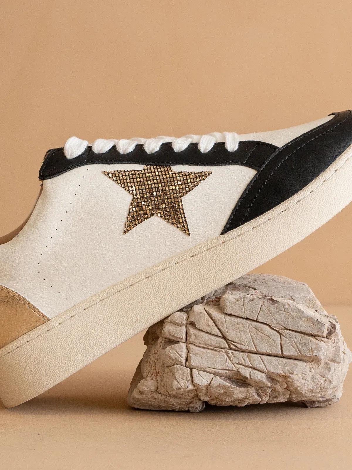 The Eliana | Black Vintage Star Sneakers