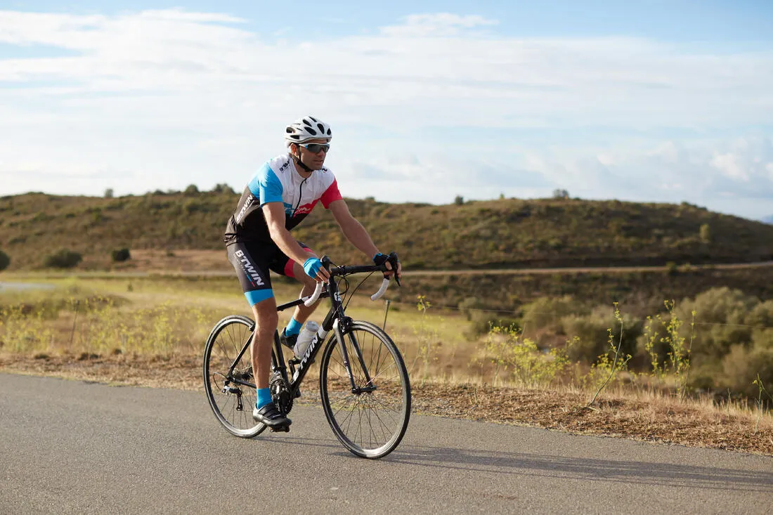 Triban 500 Cyclotourism Road Bike - Black/White