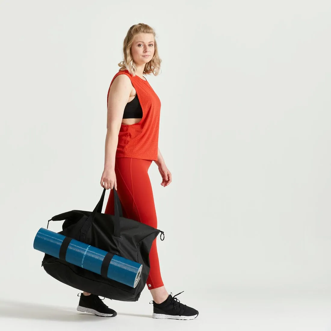 Un sac de training élégant conçu à la fois pour les hommes et les femmes