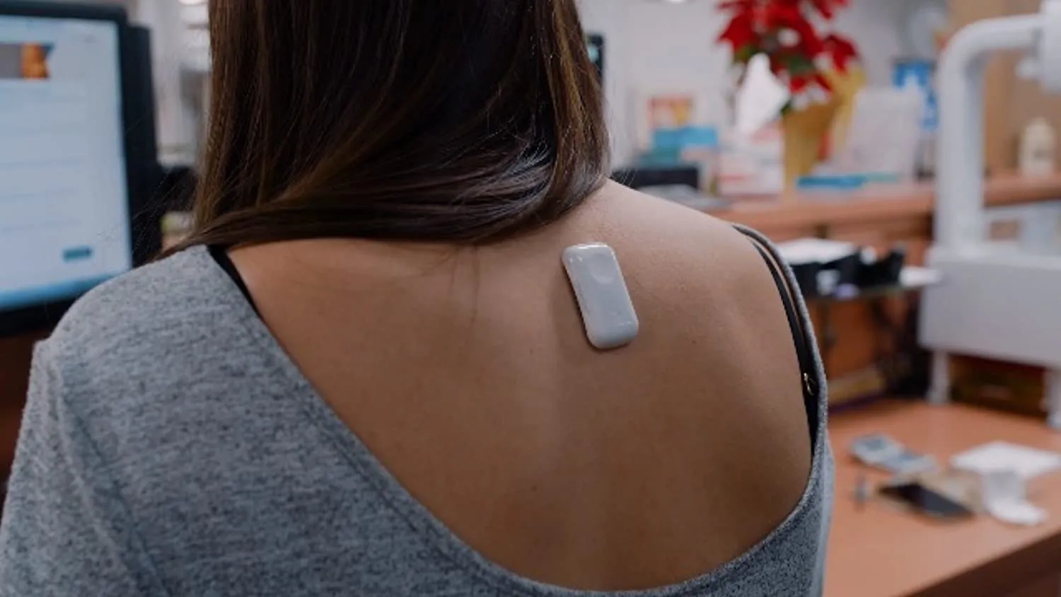 Upright GO 2 Posture Trainer and Corrector for Back Strapless, Discreet and Easy to Use Complete with App and Training Plan Back Health Benefits and Confidence Builder