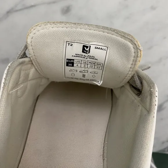 Veja Girls Sneakers Size 4