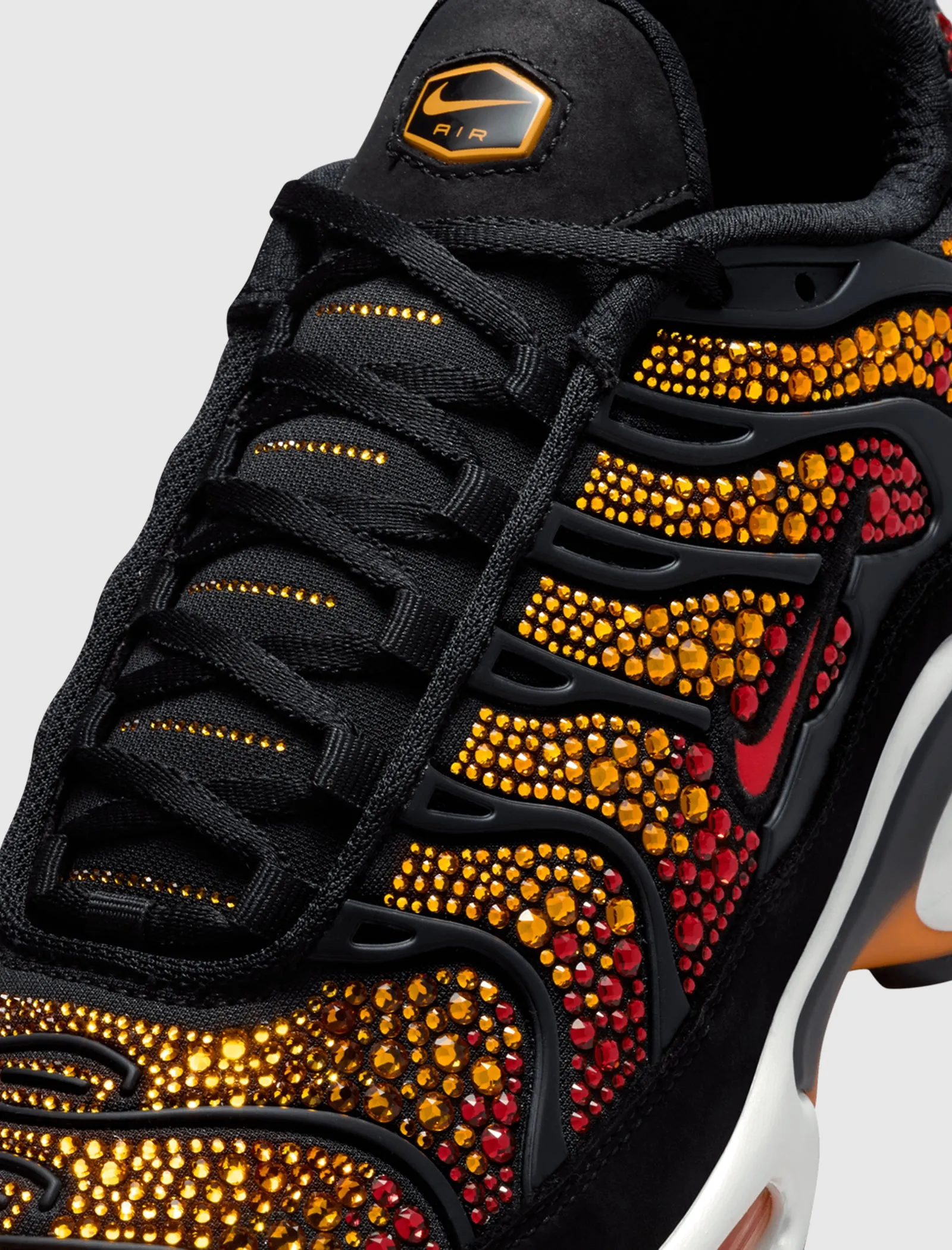 WOMEN'S AIR MAX PLUS X SWAROVSKI "SUNSET"