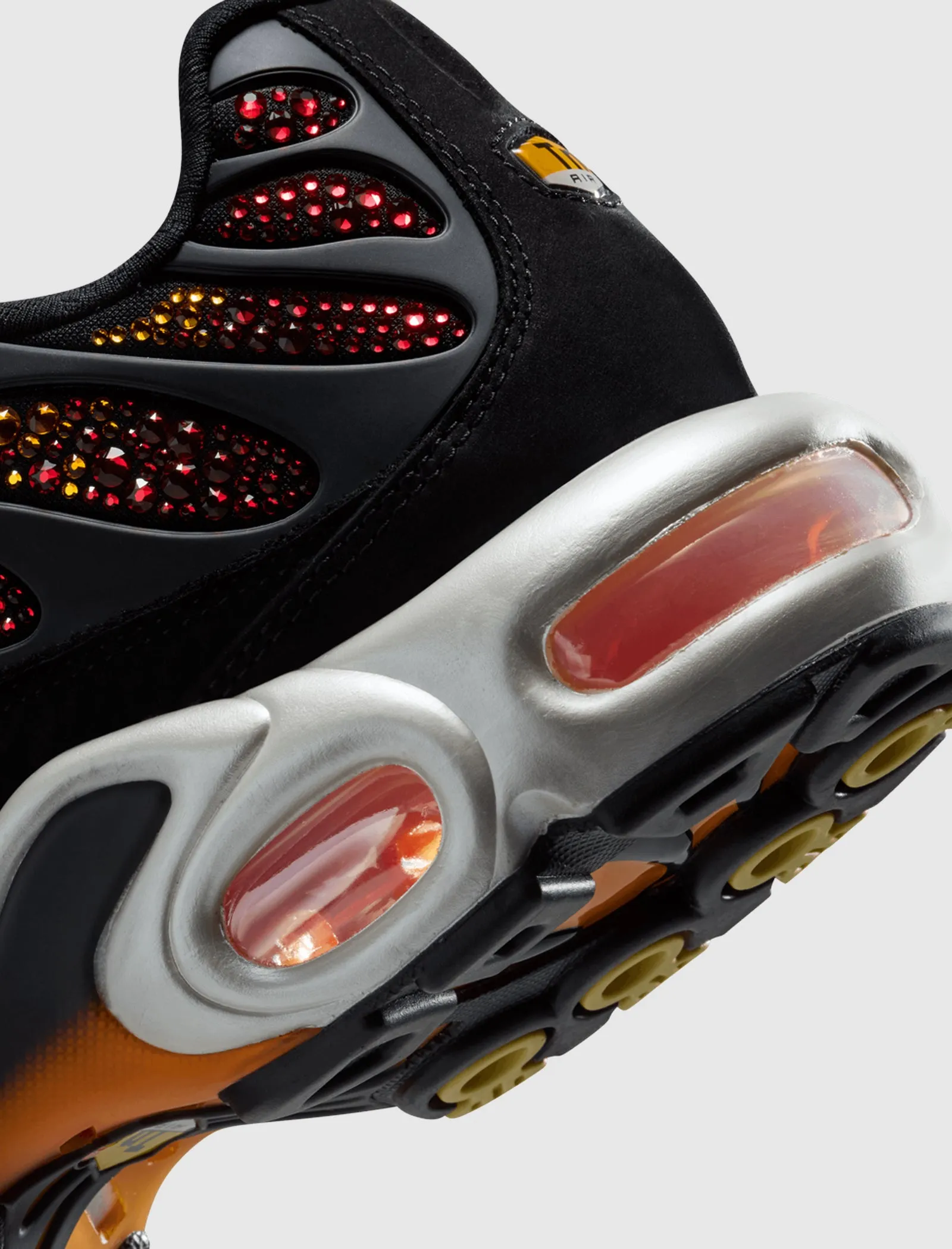 WOMEN'S AIR MAX PLUS X SWAROVSKI "SUNSET"