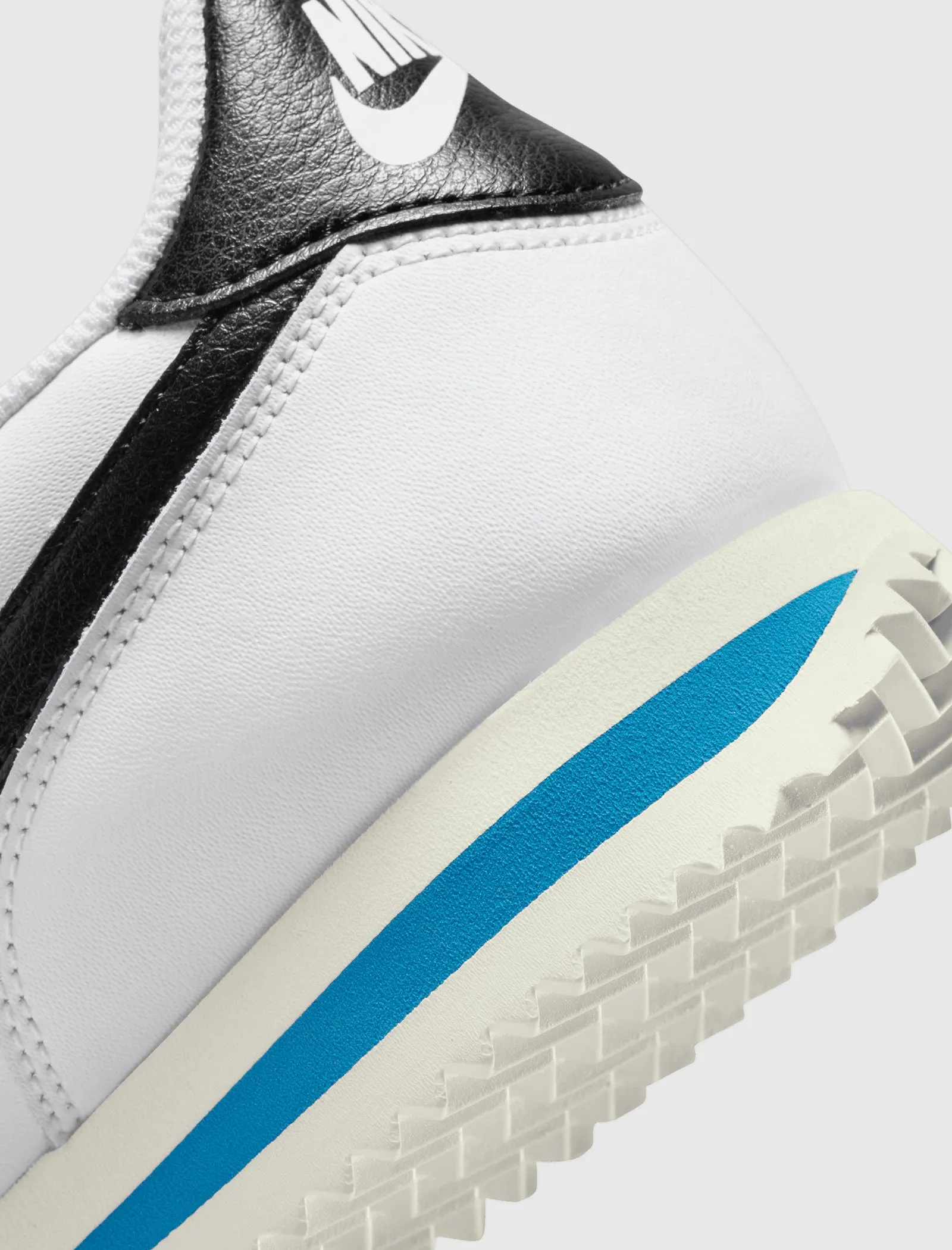 WOMEN'S CORTEZ "WHITE/BLACK"