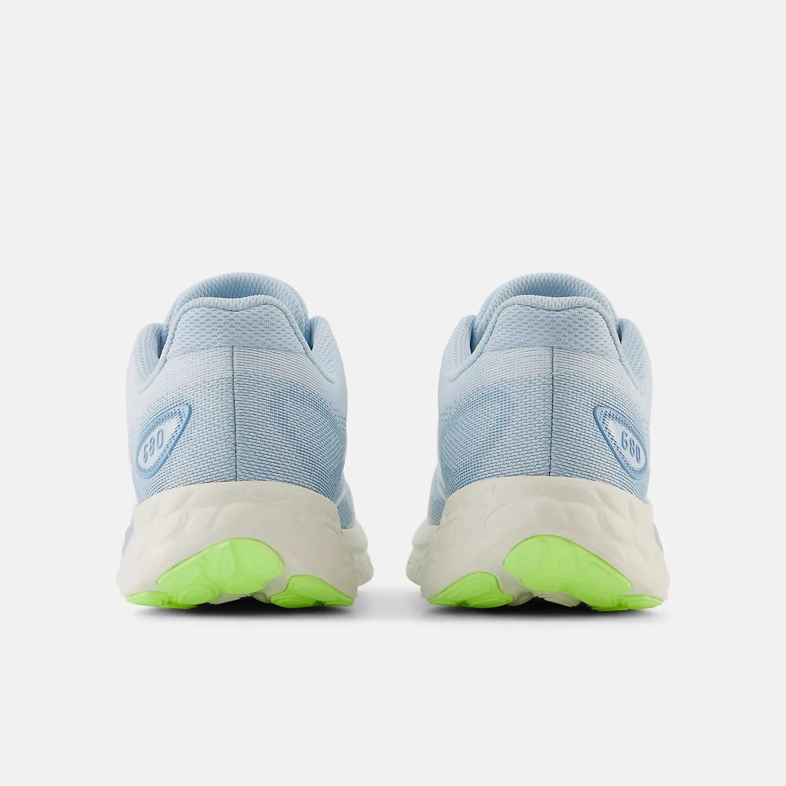 Women's Fresh Foam 680 V8 Running Shoes