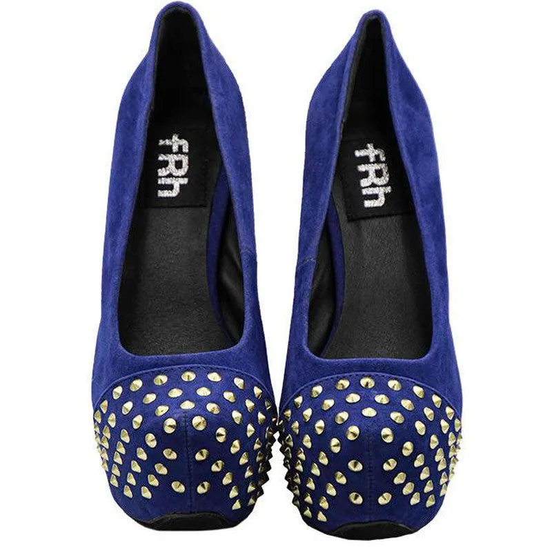 Women's PLATFORM PUMPS WITH STUDS